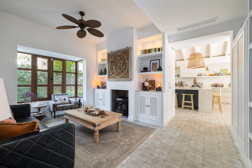 Villa en venta en Marbella Country Club, Nueva Andalucia, Marbella