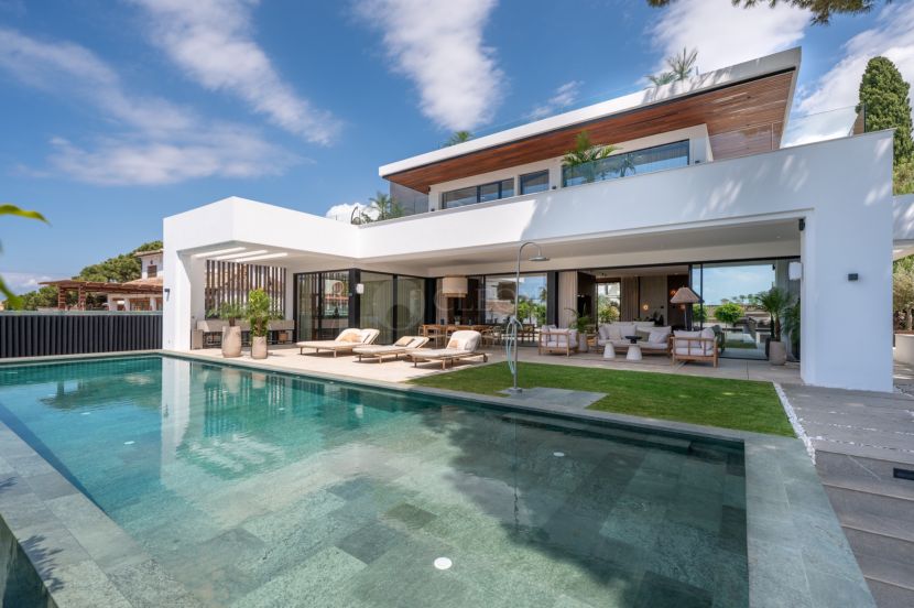 Villa for sale in Marbesa, Marbella East, Marbella