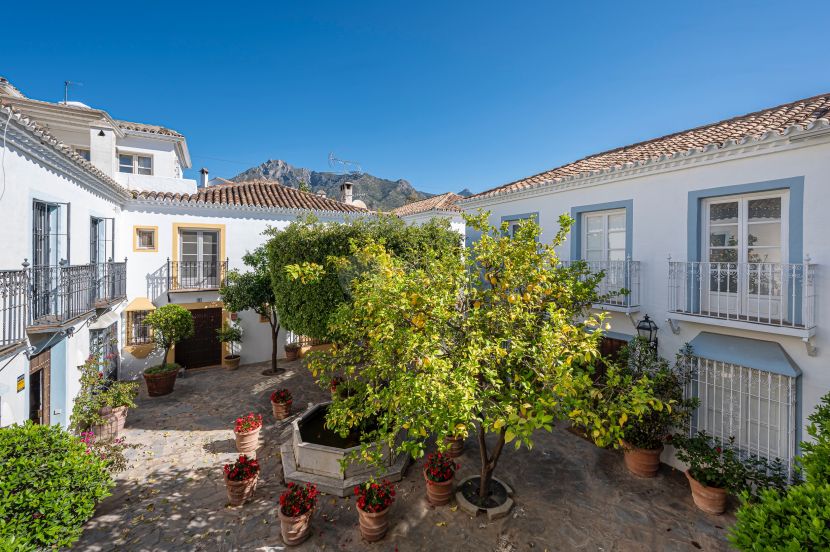 Adosado en venta en La Virginia, Marbella Golden Mile, Marbella