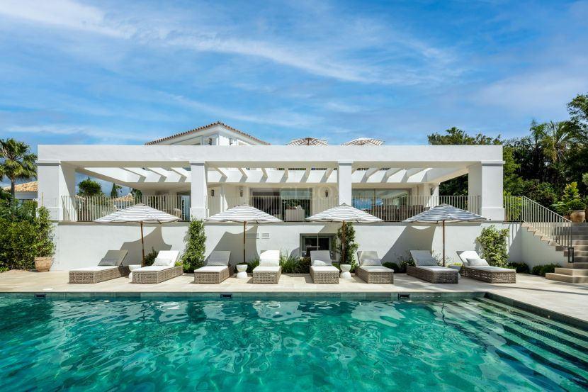 Villa en venta en Rocio de Nagüeles, Marbella Golden Mile, Marbella