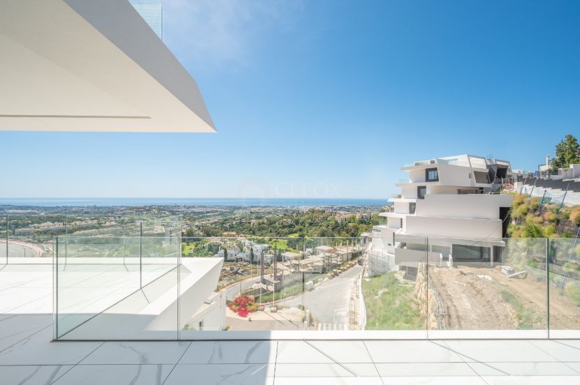 Apartamento en venta en Byu Hills, Benahavis