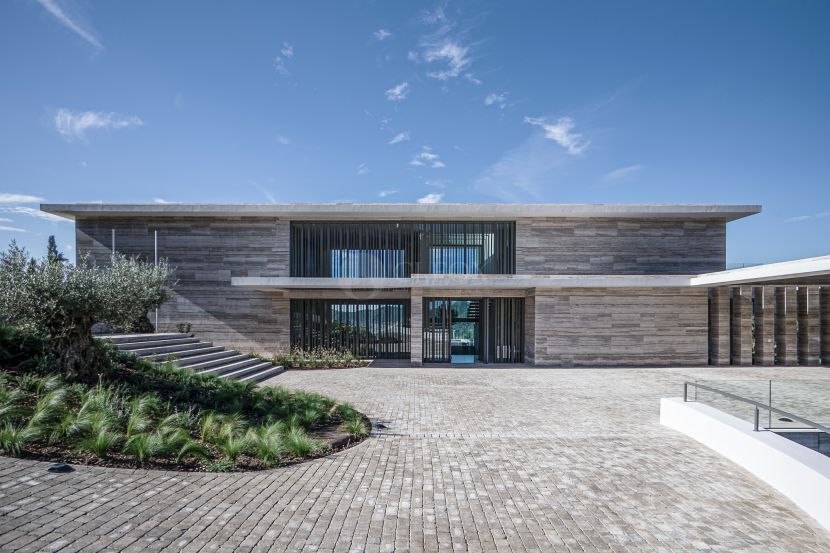 Villa for sale in La Zagaleta, Benahavis