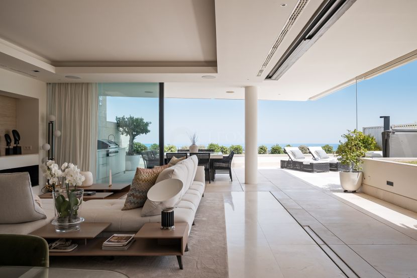 Apartamento en venta en Monte Halcones, Benahavis