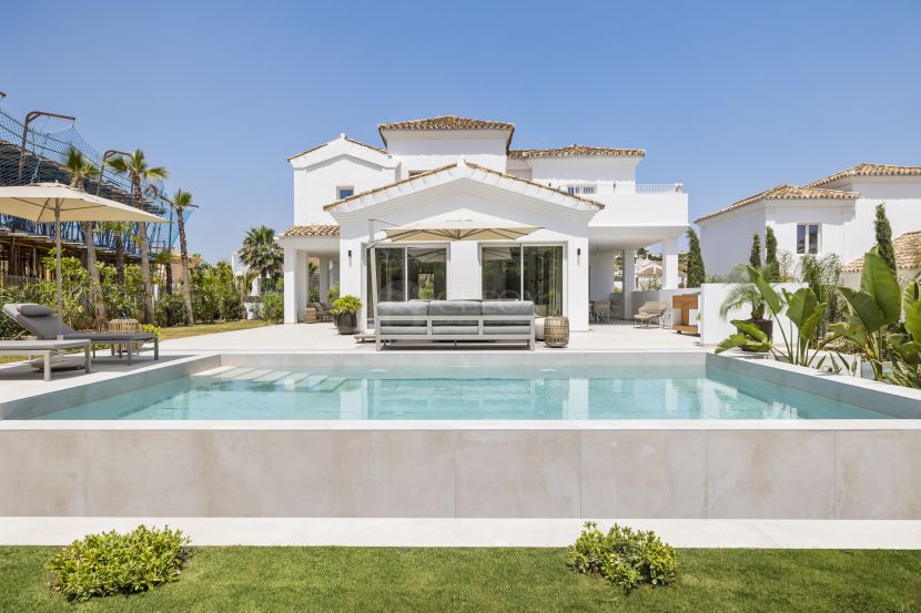 Villa for sale in Majestic, Casares del Sol - Casares Golf, Casares