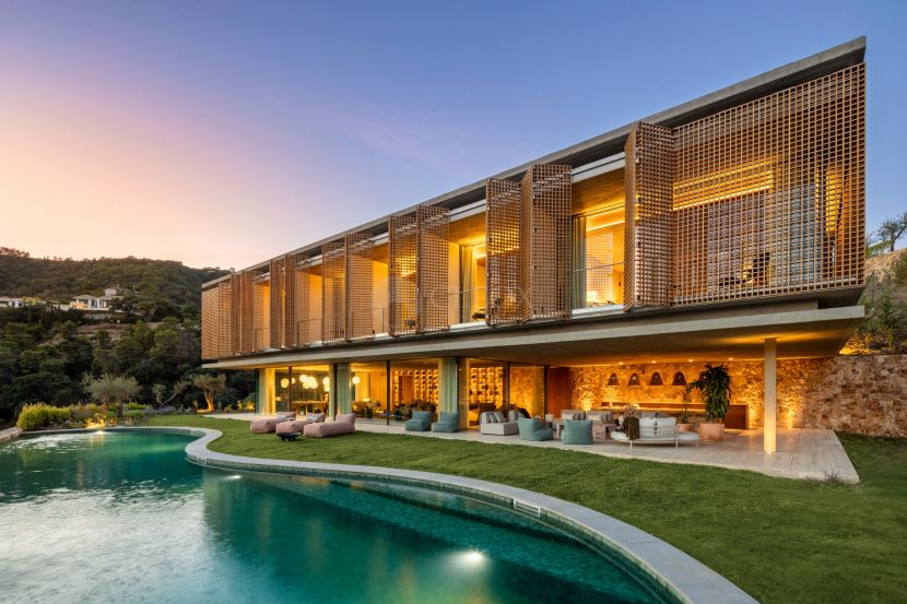 Villa Alia in El Madroñal – Contemporary Luxury and Signature Design by Marcio Kogan