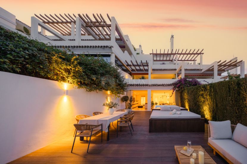 Apartamento Planta Baja en venta en Les Belvederes, Nueva Andalucia, Marbella