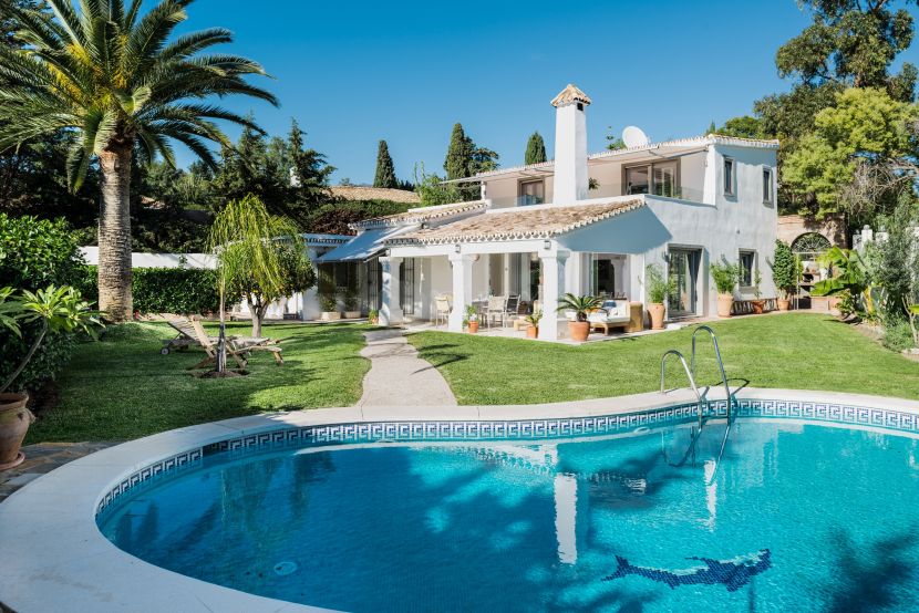 Villa en venta en Fuente del Espanto, Benahavis