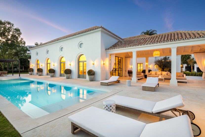 Villa Tuscany: Elegancia y Comodidad en el Corazón de Marbella