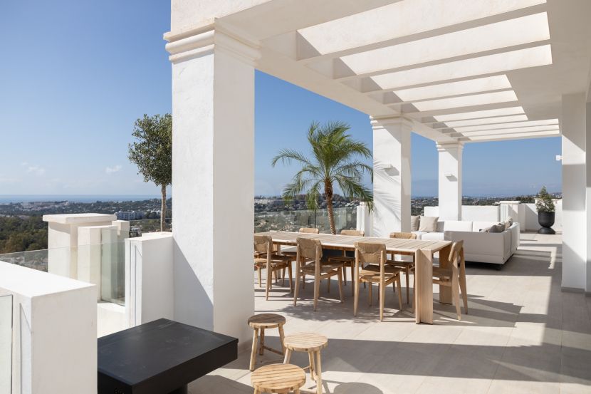Duplex Penthouse for sale in 9 Lions Residences, Nueva Andalucia, Marbella