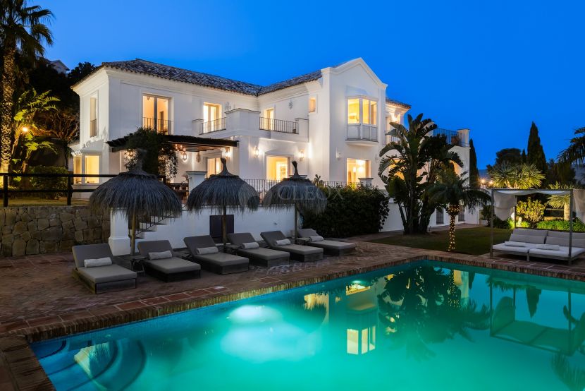 Luxury Mediterranean villa with breathtaking views in Marbella East