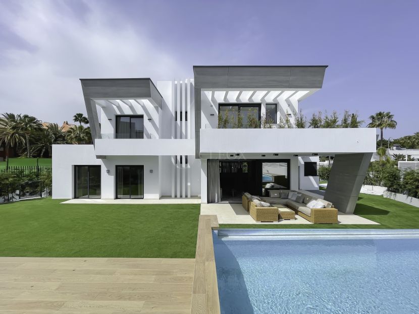 Villa for sale in Marbella - Puerto Banus, Marbella