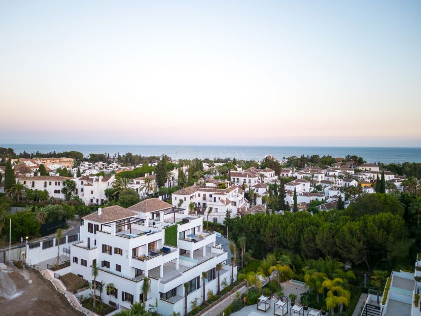 Duplex Penthouse for sale in Lomas del Rey, Marbella Golden Mile, Marbella