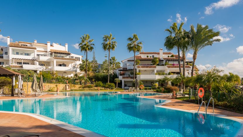 Apartamento Planta Baja en venta en Monte Paraiso, Marbella Golden Mile, Marbella