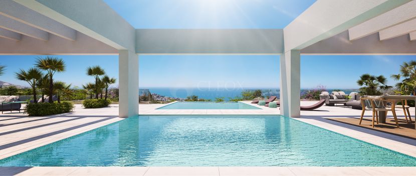 Villa for sale in Benalmadena Costa, Benalmadena