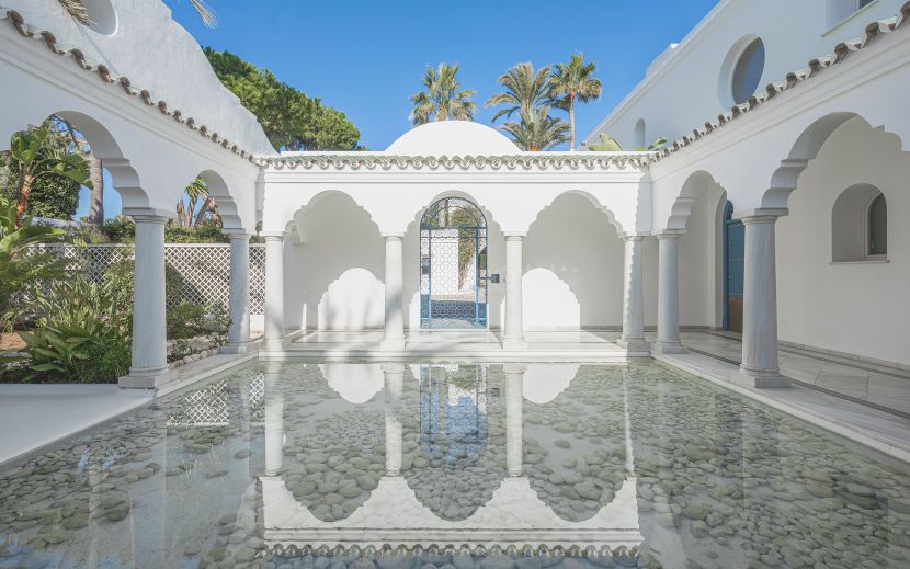 Villa for sale in Guadalmina Baja, San Pedro de Alcantara