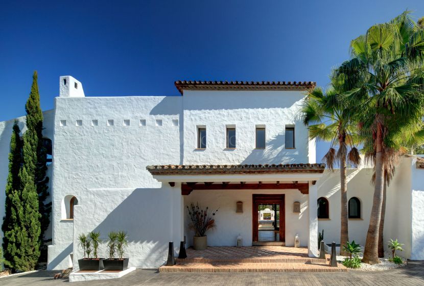 A luxury villa for sale in Nueva Andalucia, next to Puerto Banus, with Mediterranean style