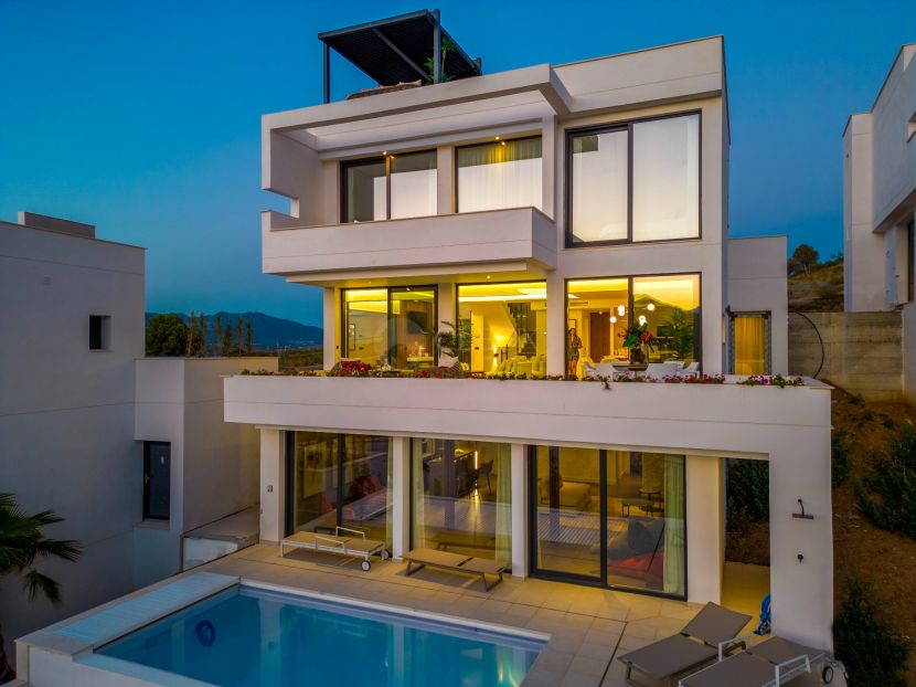 Modern detached Villas at La Cala Golf: Where Luxury and Nature Converge