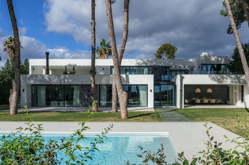 Villa for sale in Artola, Marbella East, Marbella