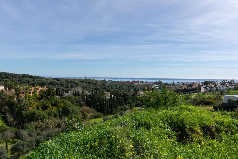 Plot for sale in Los Flamingos Golf, Benahavis