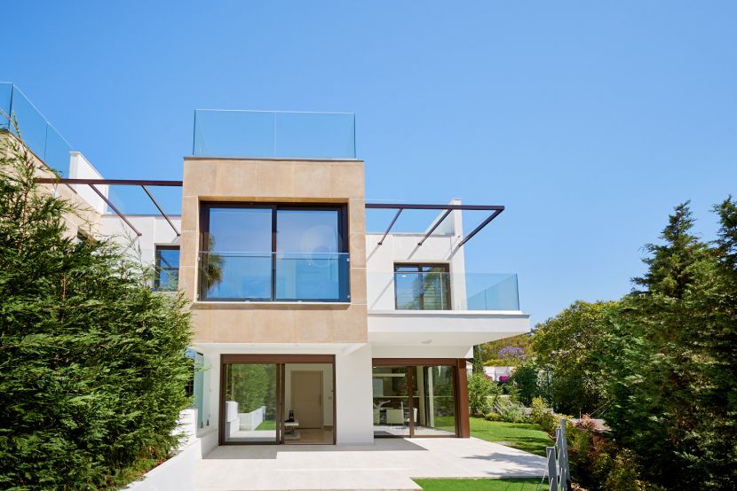 Town House for sale in Nueva Andalucia, Marbella