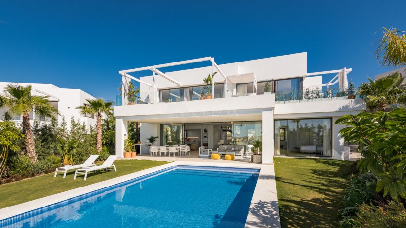Villa for sale in Artola, Marbella East, Marbella