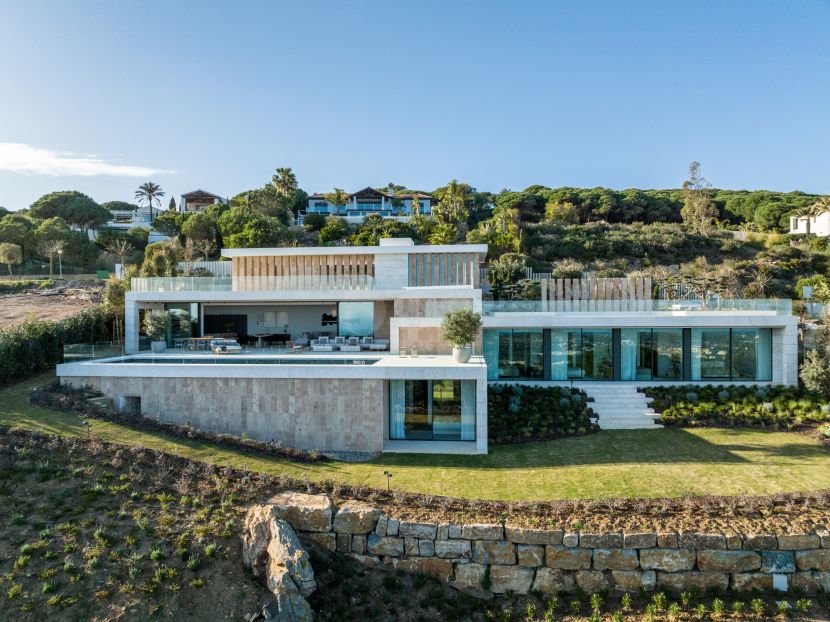 Lujosa villa a la venta en la Reserva de Sotogrande con vistas panorámicas al mar