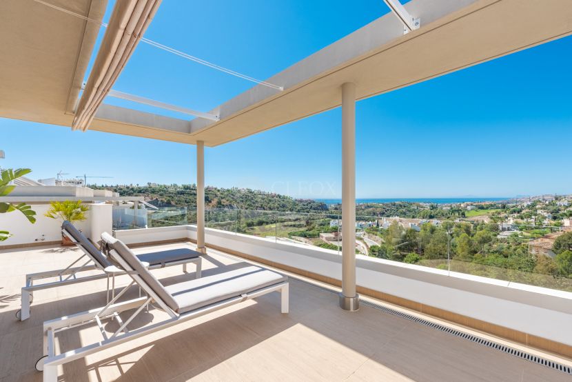 Apartment for sale in Botanic, Benahavis
