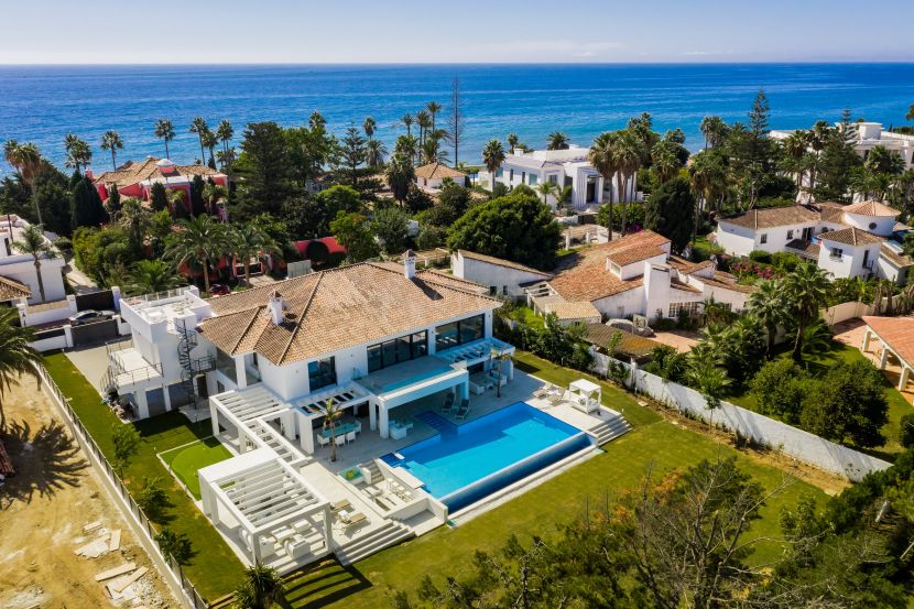 Brand new beachside villa for sale in Casasola, next to Guadalmina Baja