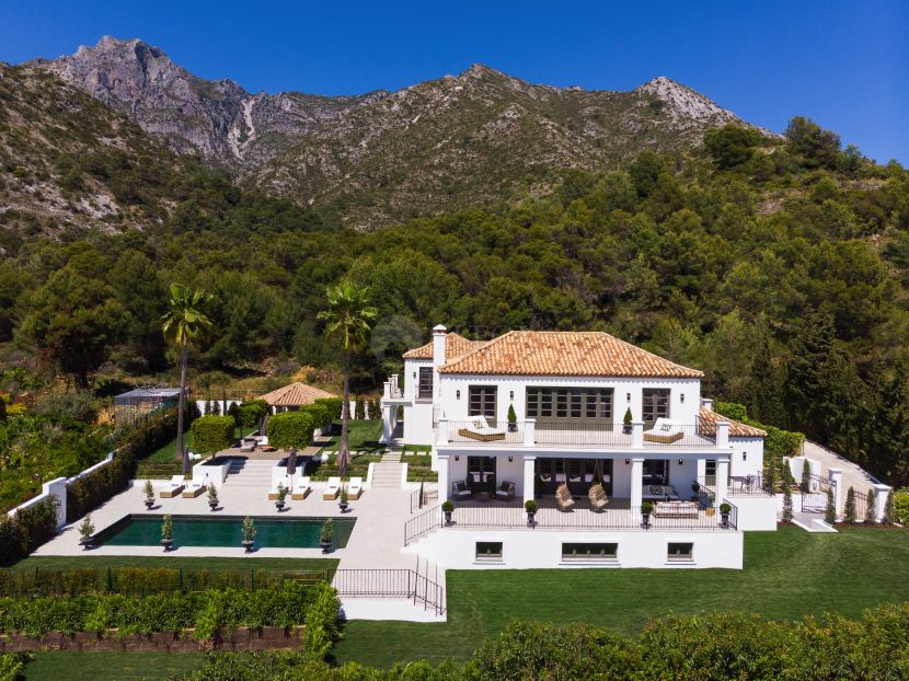 Luxury villa for sale in Sierra Blanca, Marbella golden mile