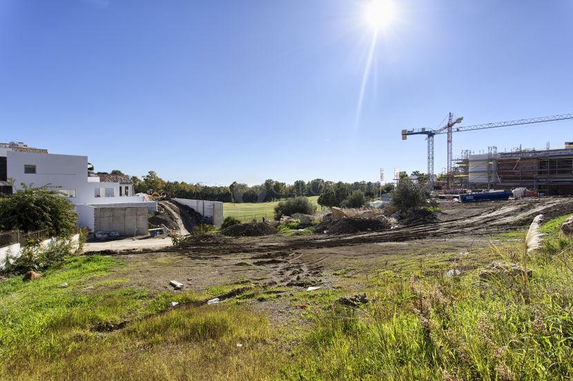 Plot for sale in Capanes Sur, Benahavis