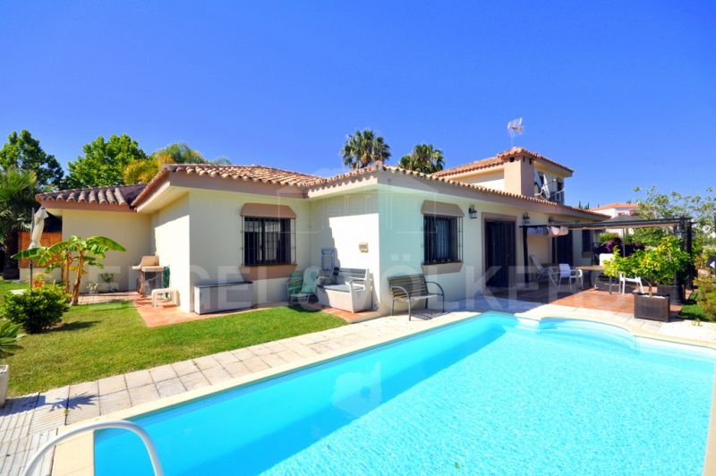 Well priced villa for sale in Marbella within walking distance to the ...