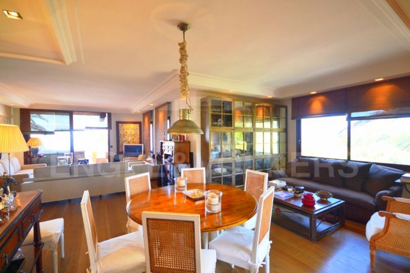 Marbella, El Rosario, Fantastic frontline beach penthouse for sale, El