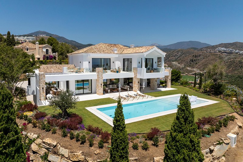 In-Depth Exploration of Architectural Styles of Marbella Properties