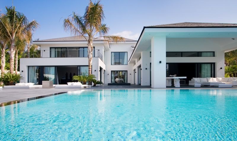 Luxury Villa for sale in Los Monteros, Marbella East