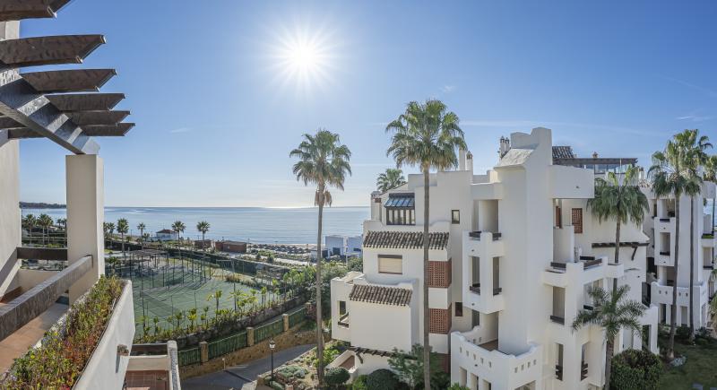Markplanslägenhet till salu i Bahía del Velerín, Estepona Öst