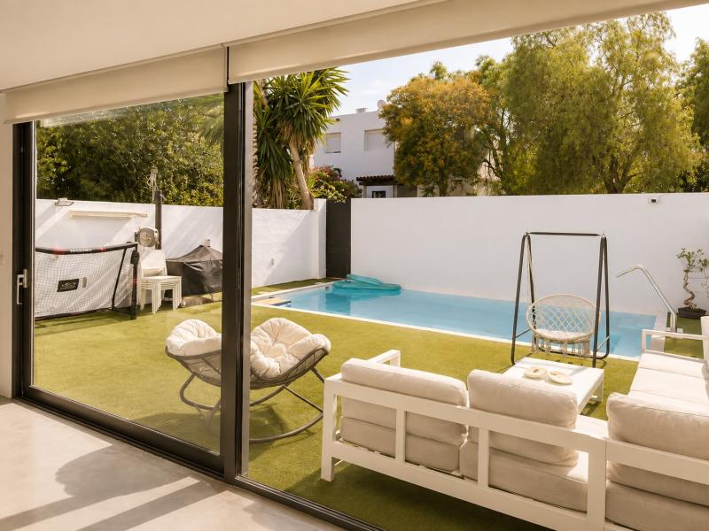 Semi Detached House for sale in Rodeo Alto, Nueva Andalucia