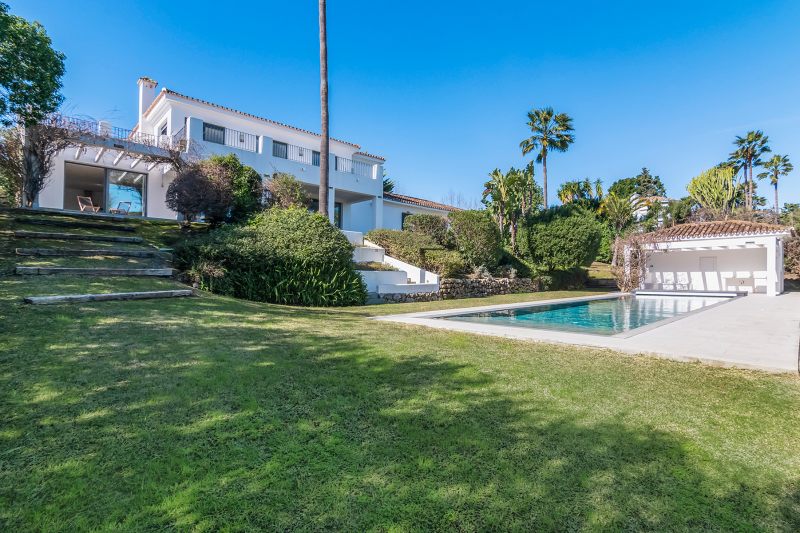 Villa contemporaine avec vue sur la mer à Sotogrande Alto