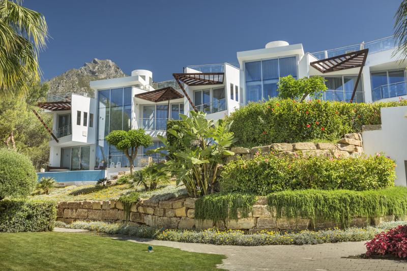 Radhus till salu i Meisho Hills, Marbella Golden Mile