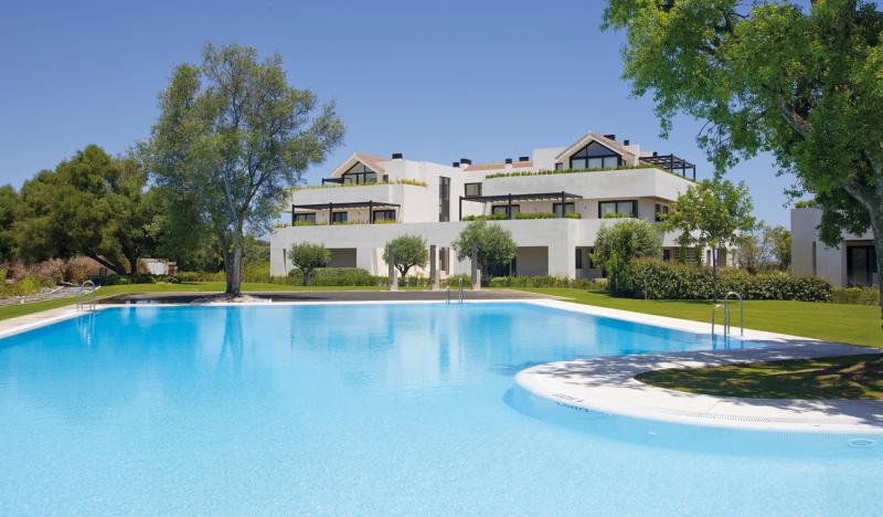 Duplex te koop in Hacienda de Valderrama, Sotogrande Alto