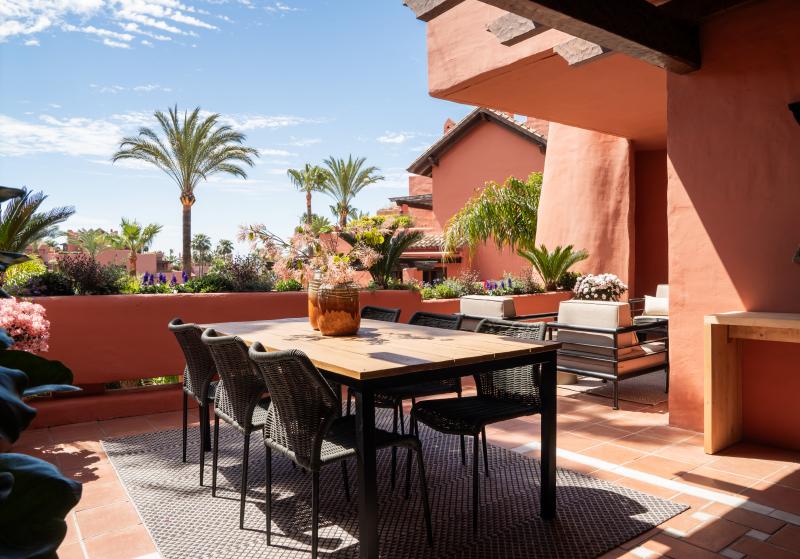 Luxury 3 Bedroom Apartment in Torre Bermeja, Estepona