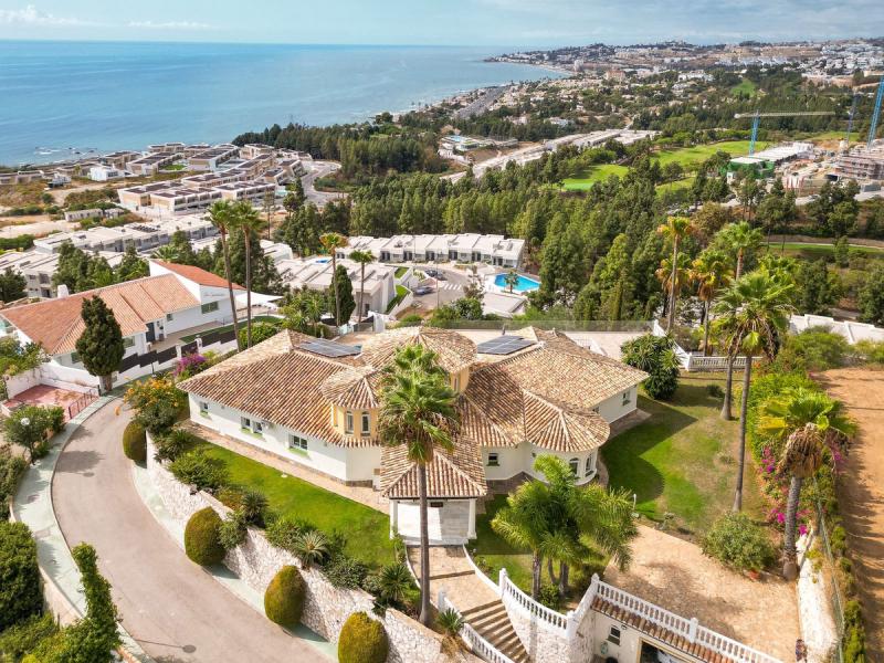 Villa for sale in El Chaparral, Mijas Costa