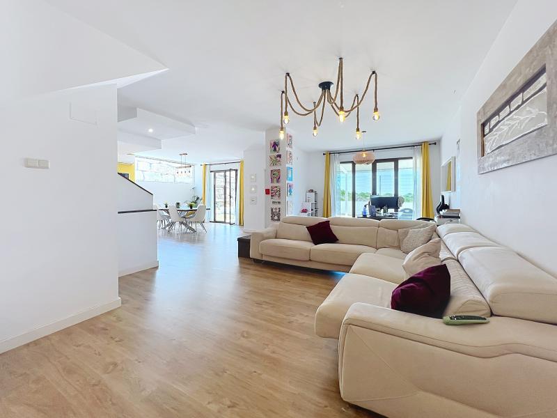 Villa entre les golfs de Finca Cortesin et Doña Julia à Casares Costa