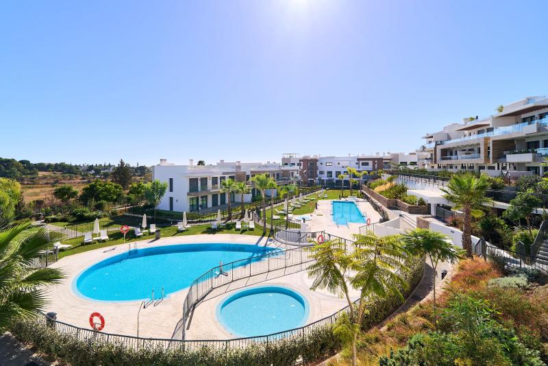 Apartamento Planta Baja en venta en Atalaya Golf, Estepona Este