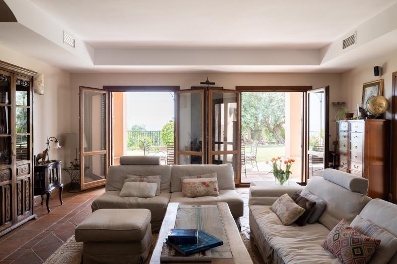 Villa til salg i Buena Vista, Mijas Costa