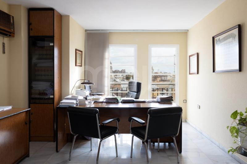 Business for sale in Malaga, Malaga - Armengual de la Moto - Orientation Este with views Catedral - With Architect information