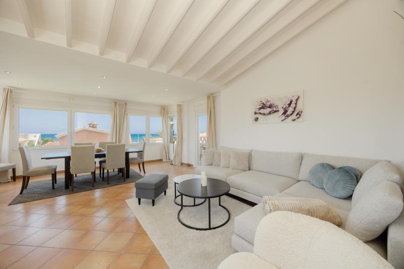 Villa te koop in Costabella, Marbella Oost