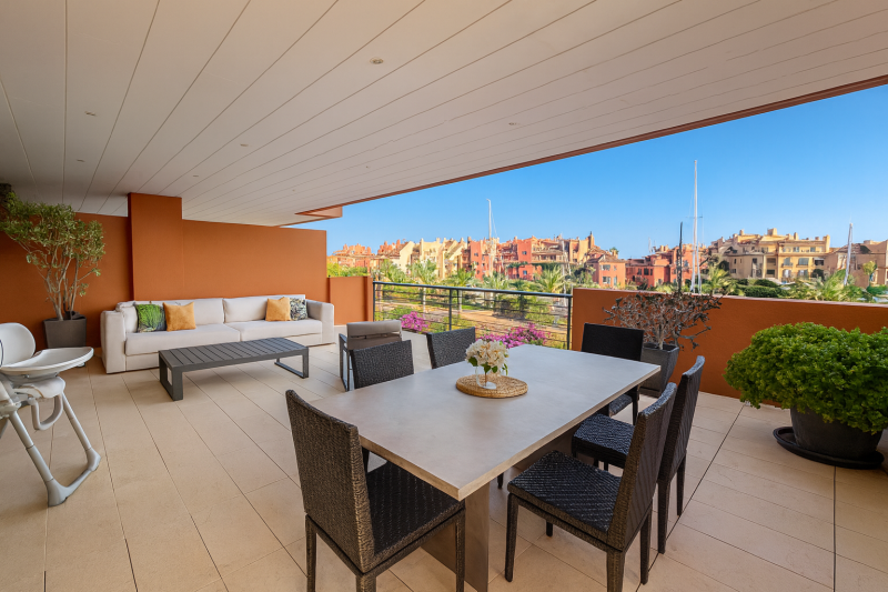 Lägenhet till salu i Marina de Sotogrande