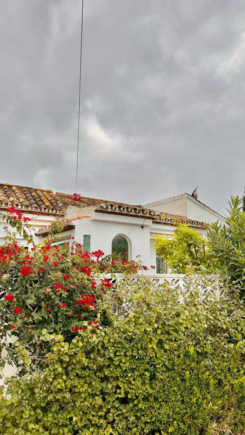 House for sale in Buenas Noches, Estepona West