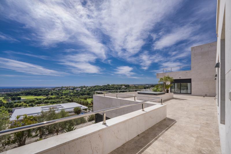 Villa til salg i La Reserva, Sotogrande