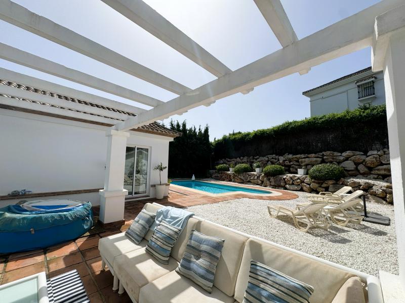 Charmante villa te koop in Zona B, Sotogrande Costa